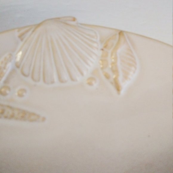 Cottagecore Seashell Beach Dish - Picture 3 of 6